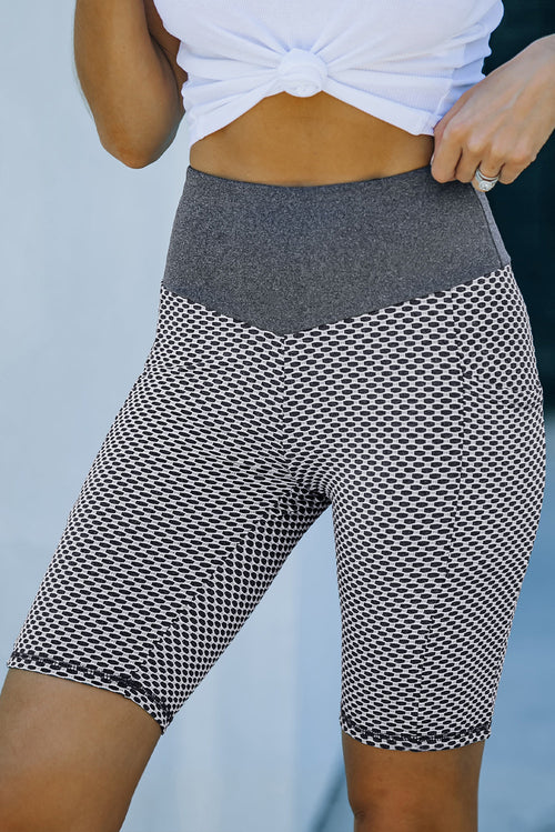 Black Side Pockets Butt Lifting Workout Yoga Shorts